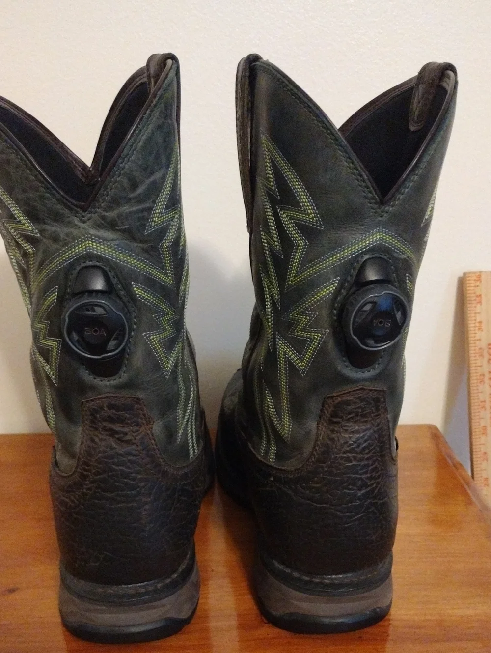 Ariat please check